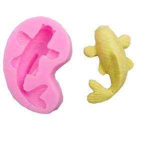 Moule en silicone 3D Poisson Rouge et <span class=keywords><strong>Carpe</strong></span> Koï, Outil <span class=keywords><strong>de</strong></span> décoration <span class=keywords><strong>de</strong></span> gâteaux en pâte à sucre en forme <span class=keywords><strong>de</strong></span> poisson, Moule <span class=keywords><strong>de</strong></span> cuisson Poisson Chanceux pour la célébration <span class=keywords><strong>de</strong></span> l'année du poisson - Product Image 3
