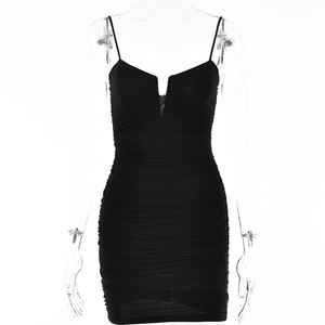 Minivestido sexy con cuello en V y escote pronunciado, con tirantes, sin espalda, plisado, ajustado, falda corta, transpirable, para la noche. - Product Image 5