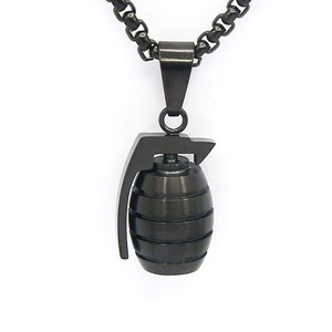 Collier pendentif grenade/bombe en acier inoxydable doré pour homme et enfant, style hip-hop - Product Image 3