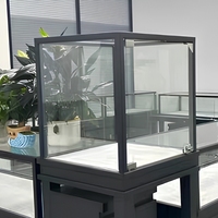 Hochwertige Maßgefertigte Vitrine für Schmuck und Uhren, Museumsvitrine, Schwarzer Moderner Uhren- und Schmuck-Präsentationsschrank
