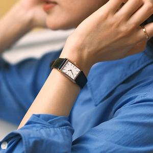 Reloj de Cuarzo de Moda Unisex de Cuero Genuino con Forma Rectangular Personalizada, Caja de Acero Inoxidable, Resistente al Agua 3BAR - Product Image 5