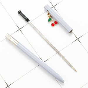 Bolígrafo de Metal con Diseño de Cereza y Logotipo Personalizado - Product Image 5