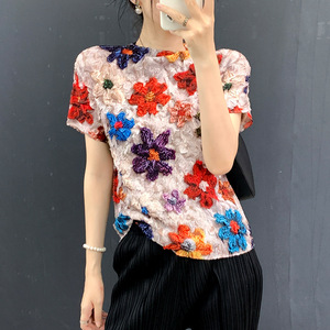 Camiseta Plisada Miyake PY2026 para Mujer, Manga Corta, Cuello Redondo, Estampada, Roja, Ajustada, Camiseta Básica Holgada y Elástica para Verano - Product Image 2