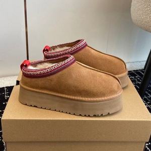 Botas de Nieve de Plataforma con Peluche para Mujer, Diseño de Invierno, Alta Calidad, Venta al Por Mayor, Botas de Nieve para Exteriores - Product Image 1