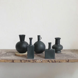 مزهرية زهور مصنوعة يدويًا من الطين الأسود، زخرفة منزلية ريفية للطاولة، مزهريات ديكور بأسلوب عتيق من السيراميك والتيراكوتا - Product Image 5