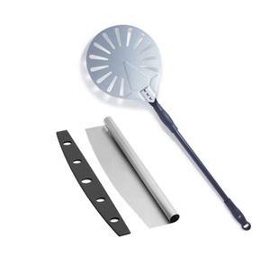 <span class=keywords><strong>Pala</strong></span> de <span class=keywords><strong>pizza</strong></span> redonda de aluminio anodizado duro de alta calidad cáscara de torneado <span class=keywords><strong>giratoria</strong></span> perforada con mango de aluminio largo extendido - Product Image 5