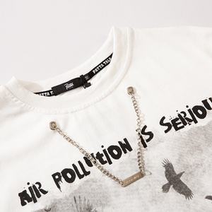 เสื้อยืดแฟชั่นโอเวอร์ไซส์สไตล์ฮิปฮอป ผ้าฝ้าย สีดำขาว ลายกราฟฟิตีด้านหน้า พร้อมลายตัวอักษรโซ่ร้อยด้านหลัง ทรงหลวม ใส่ได้ทั้งชายและหญิง - Product Image 5