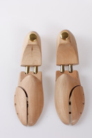 Arbre à chaussures en bois de Lotus Shaper de chaussures en bois massif réglable Design gravé écologique Cuir anti-rides sans déformation