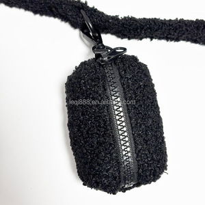 מתקן שקיות לקקי כלבים של המותג LUCKY - דגם LQBBD002, ניתן לכביסה, עמיד, נייד, ידידותי לסביבה, מפלסטיק, מתאים לכלבים קטנים - Product Image 3