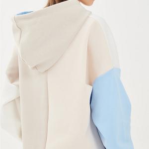 Conjunto Deportivo de Alta Calidad al por Mayor 2026, Chándal Personalizado con Logotipo para Mujer, Sudadera Corta y Pantalones - Product Image 4