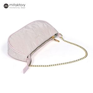 Meilleure vente Sac à bandoulière oblique de haute qualité à texture de chaîne en métal simple à la mode pour femmes - Product Image 4