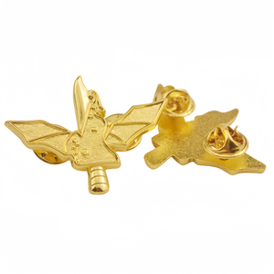 Distintivo Aeronautico Personalizzato di Alta Qualità in Metallo Dorato con Leone e Ali in Rilievo 3D Placcato Oro, Spilla da Bavero Esclusiva per l'Identità Africana - Product Image 4