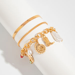 Set di 3 Bracciali con Ciondoli Divertenti a Forma di Peperoncino Rosso/Stivali/Conchiglia per Donne, Gioielli alla Moda con Catena Piatta - Product Image 6