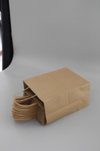 Sacs de courses en papier kraft en gros, fabricant de sacs en papier avec logo personnalisé - Product Image 6