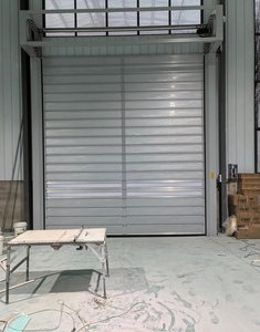 <span class=keywords><strong>Porte</strong></span> <span class=keywords><strong>de</strong></span> <span class=keywords><strong>garage</strong></span> à enroulement rapide <span class=keywords><strong>en</strong></span> alliage d'aluminium, conception à dégagement rapide, structure anti-collision, action fluide et rapide - Product Image 2