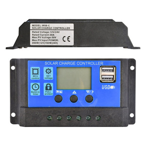 Contrôleur de charge solaire 12V 24V PWM pour système solaire avec ports USB et écran - Product Image 2