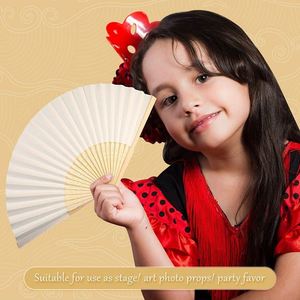 Abanico de Mano de Plástico Artesanal Estilo Amor Grande Personalizado, la Mejor Opción para Bodas - Product Image 6