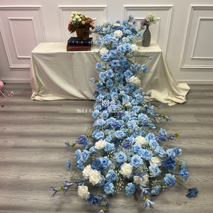 พวงดอกไม้สไตล์โรแมนติกสีฟ้าสำหรับตกแต่งงานแต่งงาน ให้ความรู้สึกสมจริงและสวยงามดุจฝัน เหมาะสำหรับตกแต่งโต๊ะ - Product Image 6
