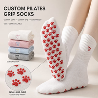 Chaussettes de yoga antidérapantes professionnelles pour femmes, chaussettes de Pilates à motif de patte mignonnes, chaussettes côtelées douces pour le barre, le studio et le fitness