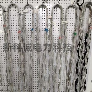 Cable Óptico ADSS Pre-trenzado con Clips de Tensión de Acero Revestido de Aluminio - Product Image 1