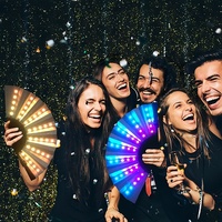 Éventail pliant lumineux LED coloré pour fête, éventail lumineux pour fête d'anniversaire, danse, cadeau