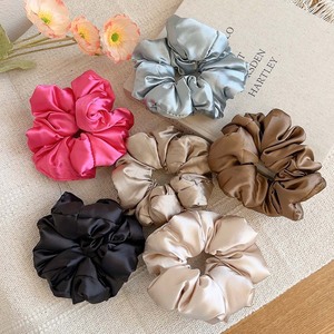 Nieuwe design slaap haar krultang dames grote haar <span class=keywords><strong>scrunchies</strong></span> satijn materiaal modieus eenvoudig multifunctionele <span class=keywords><strong>scrunchies</strong></span> - Product Image 1