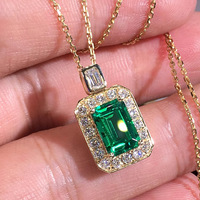 Kadınlar için Zümrüt Kesim CZ Halo Kolye, 4mm, Altın Kaplama Pirinç, Gösterişli Saray Stili, Altın