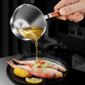 Mini olla de aceite de acero inoxidable de alta calidad con mango de madera 304 utensilios de cocina de acero de tres capas fábrica al por mayor Splash Pan Rope - Product Image 1