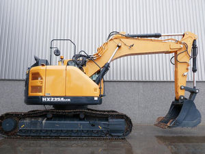 รถขุดไฮดรอลิกแบบตีนตะขาบของจีน รุ่น HX75S ขนาด 7.5 ตัน พร้อมบุ้งกี๋ขนาด 0.32 ลูกบาศก์เมตร - Product Image 3