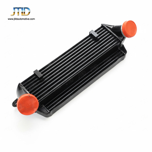 Intercooler de Alto Rendimiento JT-PC07 para Audi A3 A4 / VW Golf Mk7 Mk7.5 R / BMW <span class=keywords><strong>120d</strong></span> <span class=keywords><strong>E81</strong></span> E82 E87 E88, Enfriamiento Turbo de Ajuste Directo - Product Image 1