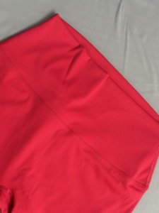 Wholesale Seamless Gym Set Moisture Wicking <strong>Summer</strong> Workout Outfits for Women 2 Piece Yoga Set High Waist <strong>Leggings</strong> and Bra Lulu - Product Image 4