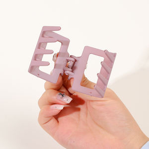 齐悦2英寸哑光方形发爪夹时尚女性发饰 - Product Image 3