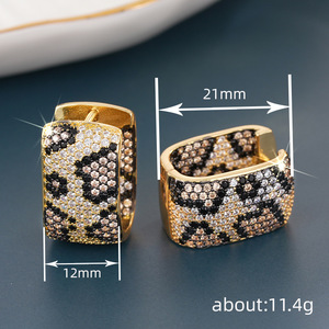 Leopard Pattern Two Tone Ear <b>Cuffs</b> for Women Daily Wear <b>Earrings</b> - Product Image 4