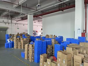 Soporte transparente para mahjong de 20 pulgadas con tira magnética, varilla de empuje, regla para empujar cartas y asistente de gestión de fichas tres en uno - Product Image 6