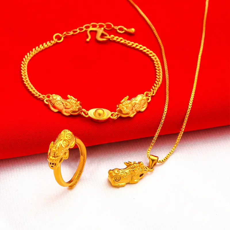 Set di anelli per bracciali con collana all'ingrosso Set di gioielli Dubai collana placcata in oro Set di gioielli in oro per le donne