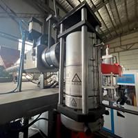 Machine de soufflage semi-automatique directe usine pour bidons de 1 gallon en PEHD, conteneurs de détergent et fûts chimiques