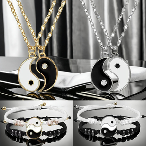 Set di gioielli Taiji 4 pezzi bracciale a catena regolabile in lega di Tai Chi Yin Yang ciondolo coppiette bracciali - Product Image 2