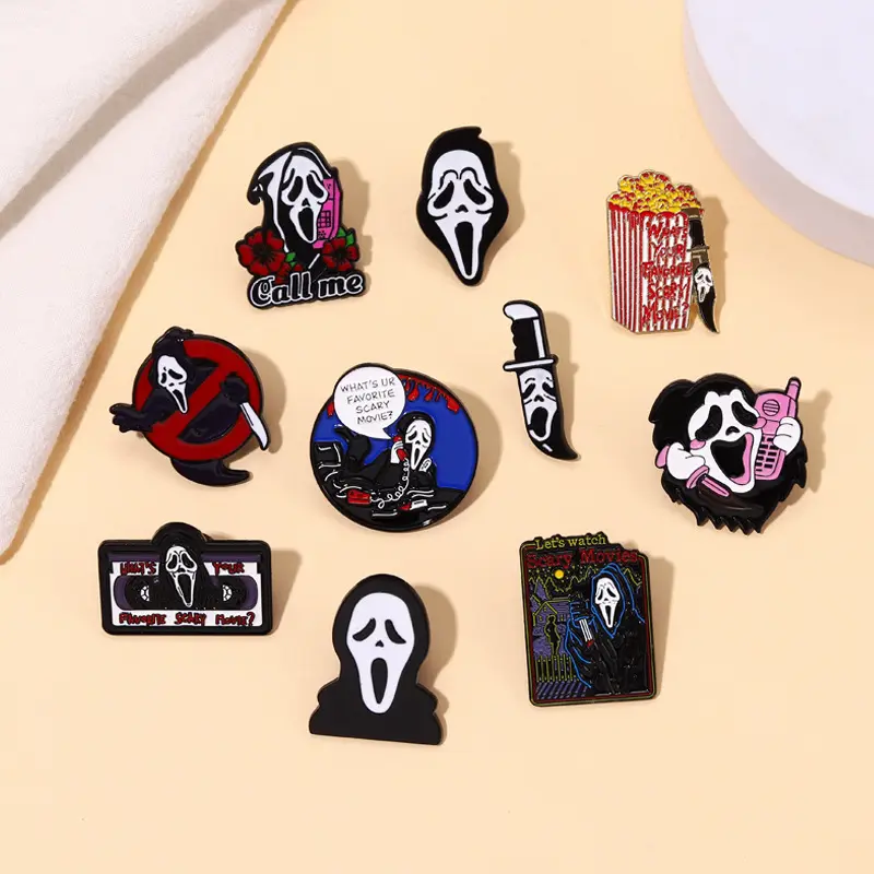 Punk métal épinglette crâne foncé série alliage broche ruban puces fleur crâne Halloween ornement Badge