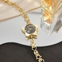 Montre pour femme en alliage, mouvement à quartz, style créatif, bracelet de luxe réglable, montre bracelet étoile, occasion spéciale