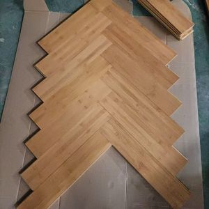 <span class=keywords><strong>Parquet</strong></span> en bois massif pour salon, pose facile, motif chevrons moderne et lisse, résistant à l'usure - Product Image 1