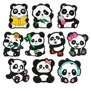 Açık Hava Renkli 2-4cm Çıkarılabilir Kauçuk Sevimli <span class=keywords><strong>Panda</strong></span> Hayvan Ayakkabı Süsleri Dayanıklı Yumuşak Terlik Aksesuarları - Product Image 2