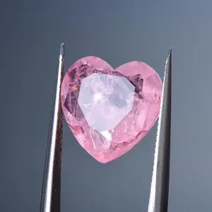 สินค้ามาใหม่เพชรหลวมอัญมณีรูปหัวใจสำหรับแหวนและสร้อยคอเครื่องประดับหินฟิวชั่น