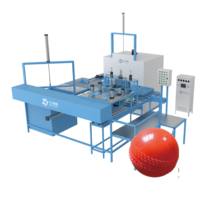 Machine de production de balles de cricket en PVC, équipement de fabrication automatique de balles de sport pour l'entraînement, fournisseur d'équipements de rotomoulage