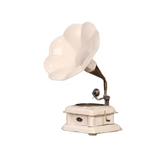 Retro gramophone European style ornaments Gramophone decoration wrought iron record player model crafts home furnishings