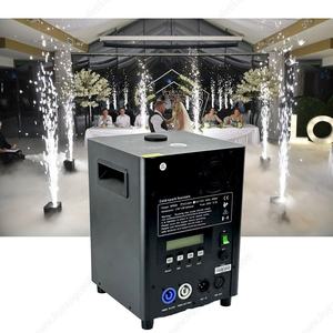 Venta caliente DJ Stage Lighting Sparking Fire Works Electronic Indoor Fireworks Cold Spark Machine para boda - Product Image 1