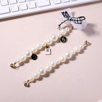 Chaîne de téléphone personnalisée avec perles et nœud papillon bts