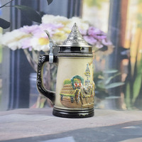 Chope à bière traditionnelle allemande Oktoberfest Munich en porcelaine gaufrée avec poignée et couvercle en aluminium 750 ml – Écologique et de collection