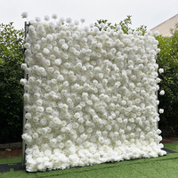 Mur de fleurs artificielles 5D en plastique rouge moderne, écologique et durable, avec effets lumineux pour mariages en extérieur