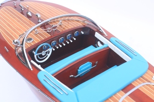 Barcos Decorativos de Madera RIVA ARISTON Europeos con Casco Blanco, Hechos a Mano con Madera Pulida de Alta Calidad, Arte y Coleccionismo para el Hogar, GIA NHIEN - Product Image 2
