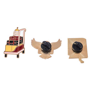 Magic Academy Cartoon Hexen hut Magic Book <span class=keywords><strong>Owl</strong></span> Alloy Abzeichen auf Lager Vergoldung Emaille Pin - Product Image 2
